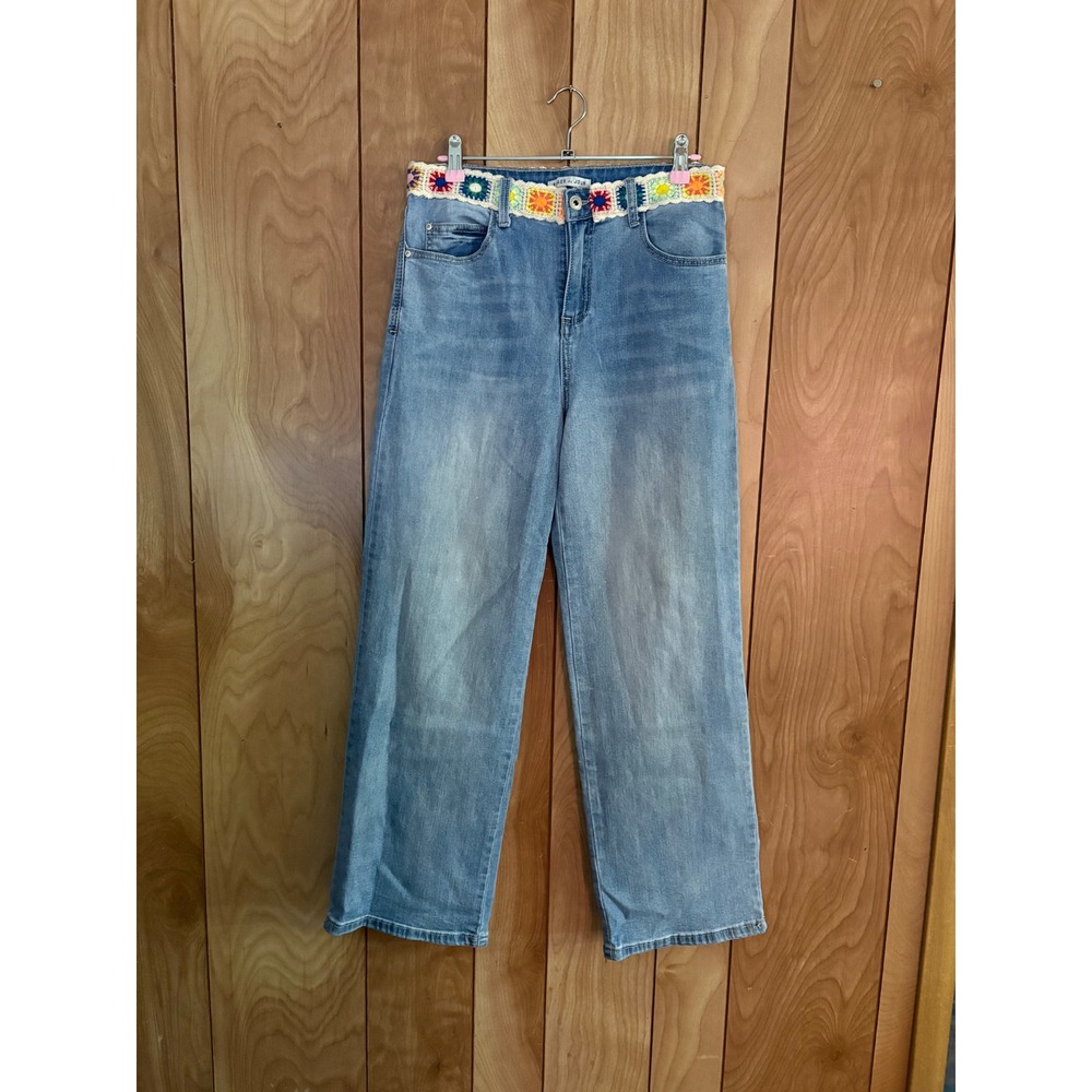 Place du Jour Crochet Waist Wide Leg Jeans Light Wash Stretch Denim Size 38 US 6